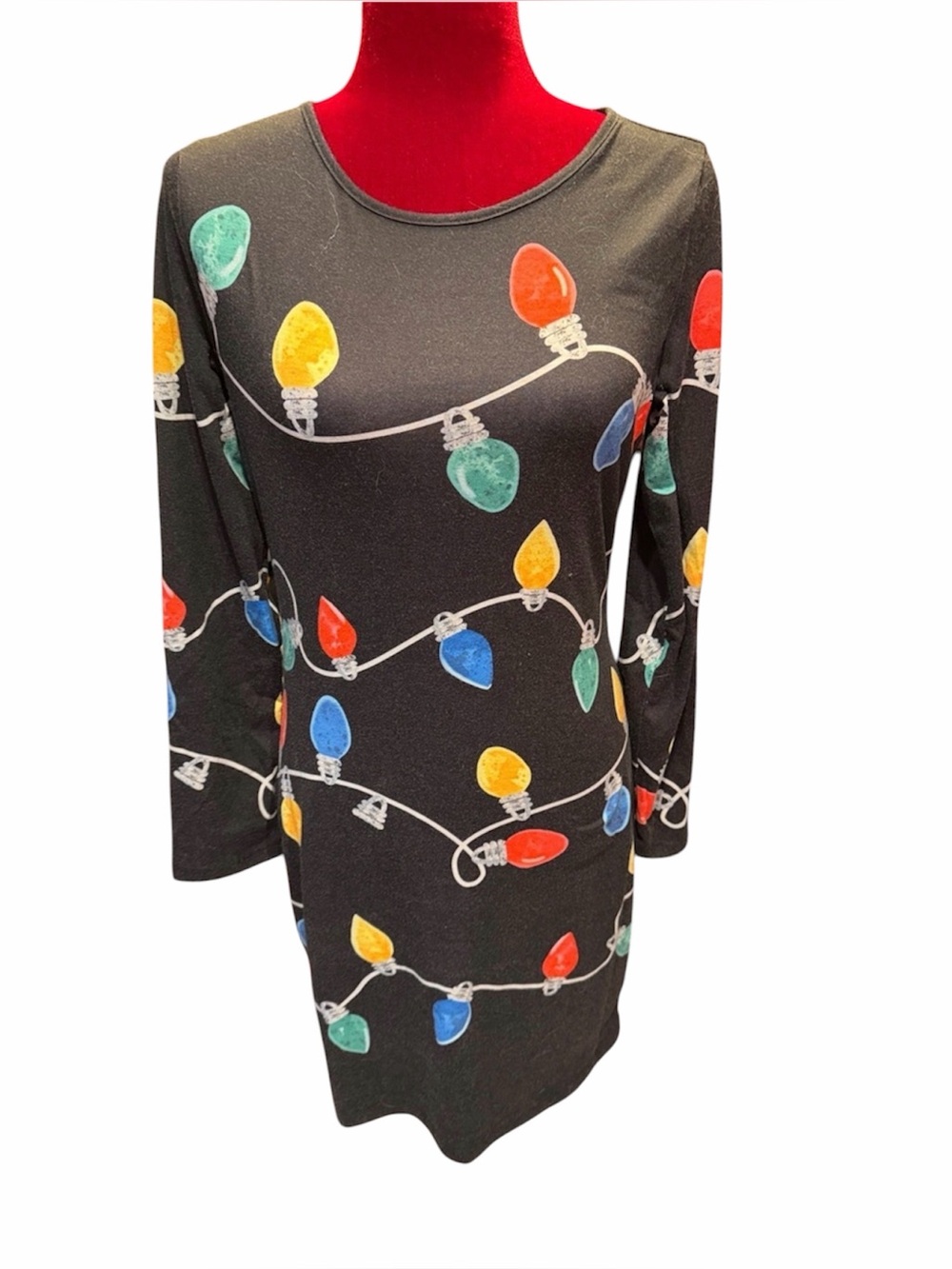 #665.🪷6/$25 🪷Christmas light dress/ night gown.  Large